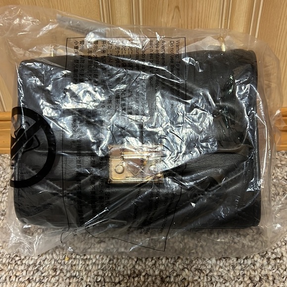 NWT Michael Kors Serena Medium Flap Convertible Shoulder-crossbody Purse Handbag - Picture 11 of 11